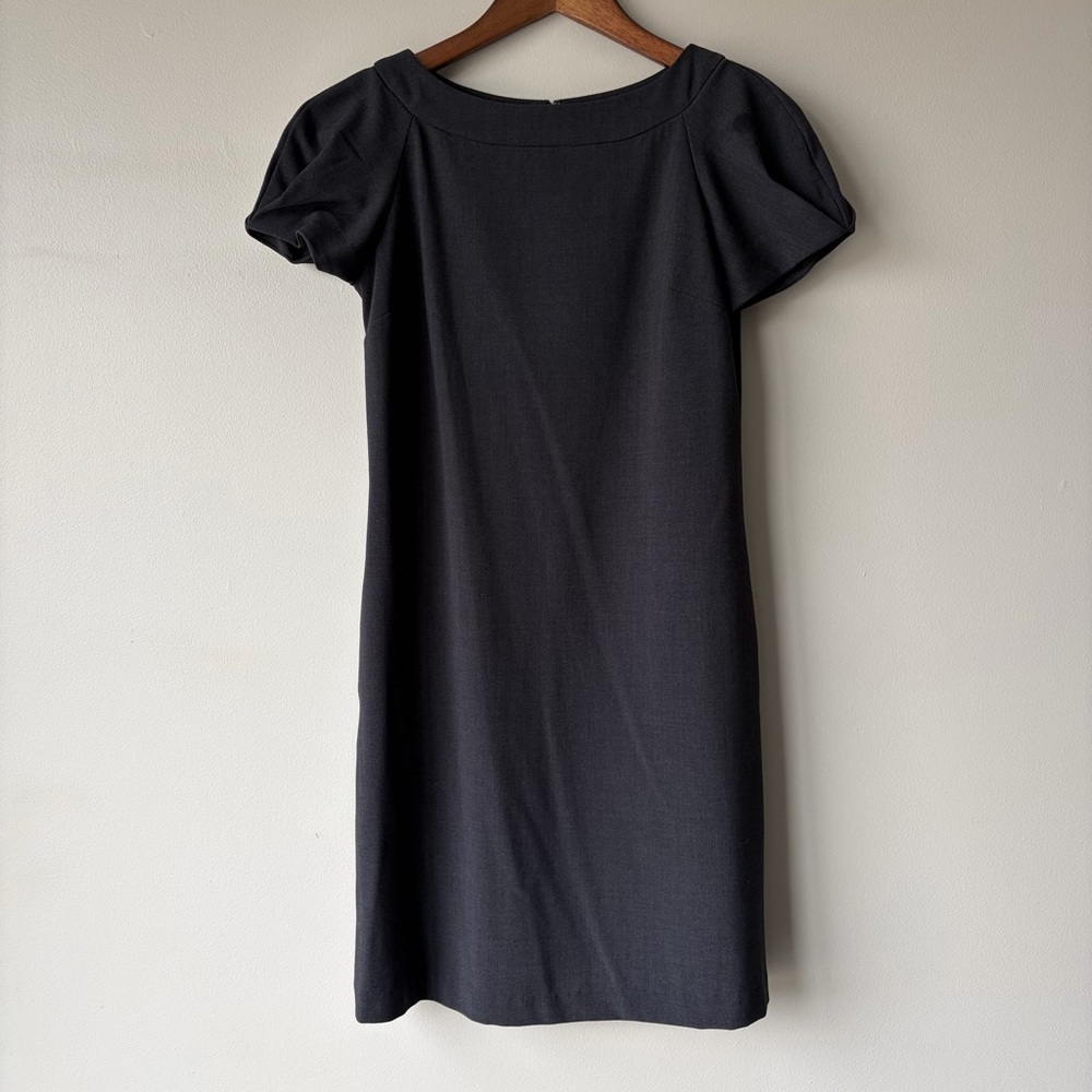 Gap Charcoal Gray Sheath Dress Pleated Tulip Sleeve Boat Neck Pockets Size 2